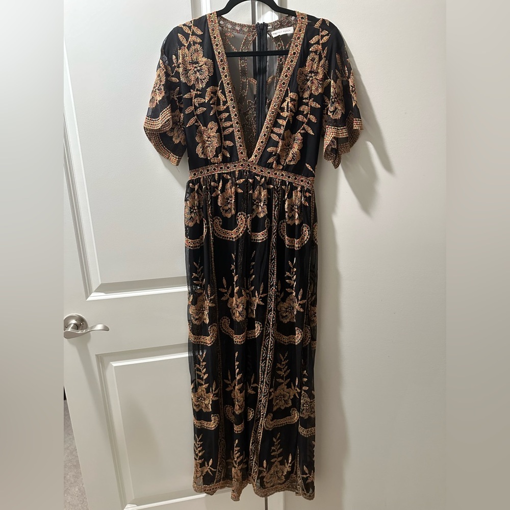 BLACK MULTICOLOR EMBROIDERED LACE MAXI DRESS